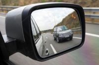 Qué es el punto ciego del auto y cómo minimizarlo para evitar accidentes