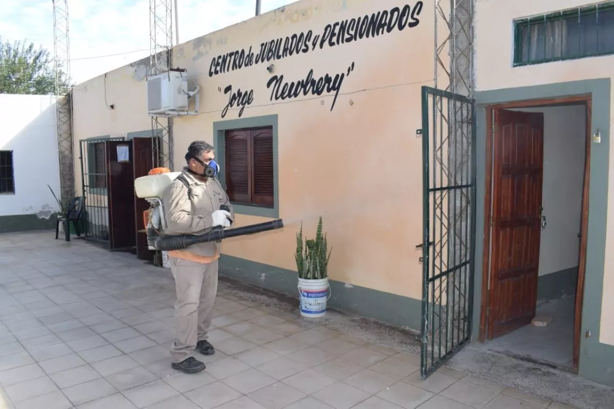 La Municipalidad lleva fumigaciones en los de | Nuevo Diario Web | Santiago del Estero