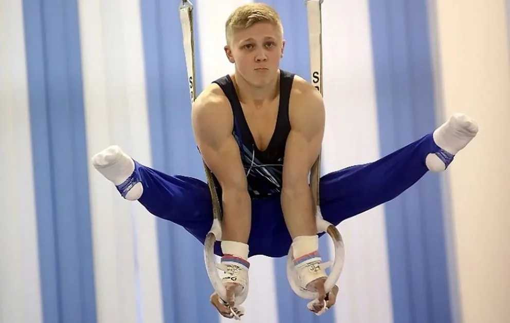 Quién es Ivan Kuliak, el controvertido atleta que se subió al podio con la  “Z” de los tanques rusos | Nuevo Diario Web | Santiago del Estero