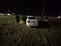 Un hombre perdió el control de  su automóvil y volcó en la Ruta 9 