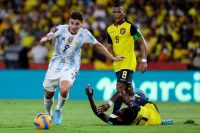 Argentina ganaba en Ecuador, pero le empataron gracias a un polémico penal