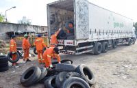 La Municipalidad entregó neumáticos fuera de uso para el proceso productivo de cemento
